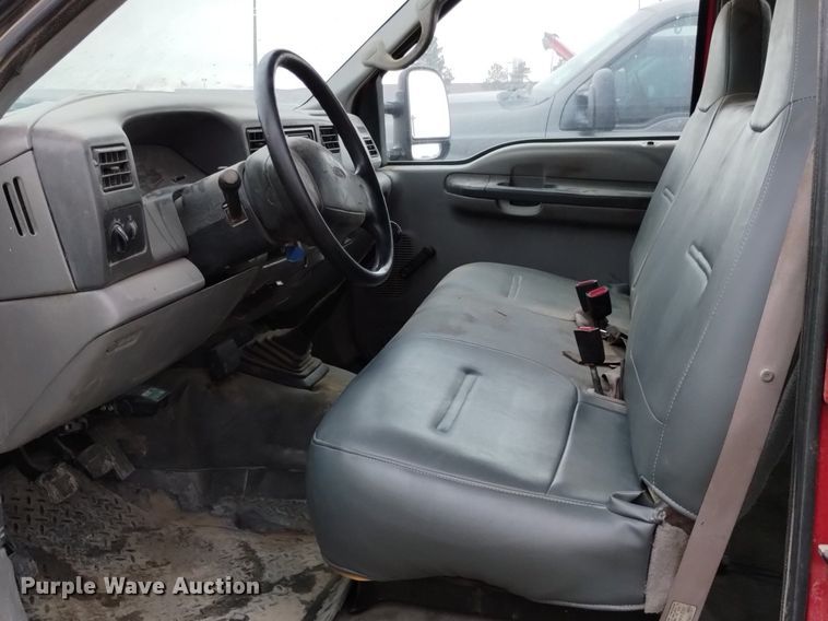 image for item DP3292 2000 Ford F450 Super Duty  Crew Cab utility / service truck