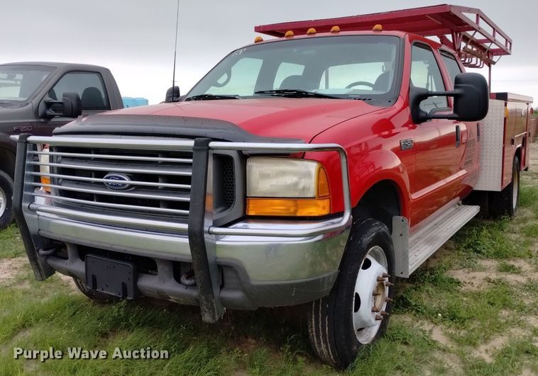 image for item DP3292 2000 Ford F450 Super Duty  Crew Cab utility / service truck