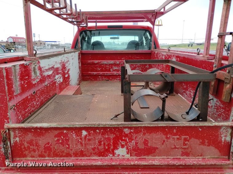 image for item DP3292 2000 Ford F450 Super Duty  Crew Cab utility / service truck