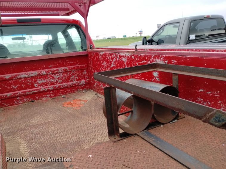 image for item DP3292 2000 Ford F450 Super Duty  Crew Cab utility / service truck