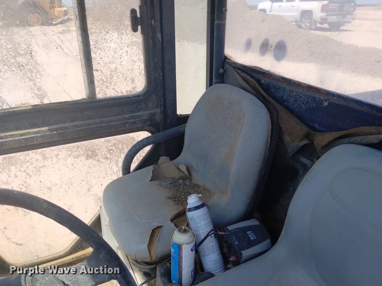 image for item DP3380 2005 Bobcat 2200  utility vehicle