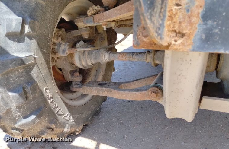 image for item DP3380 2005 Bobcat 2200  utility vehicle