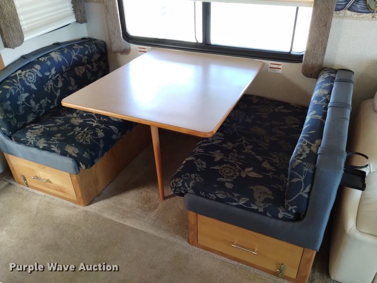 image for item DP3390 2003 Fleetwood Bounder  RV