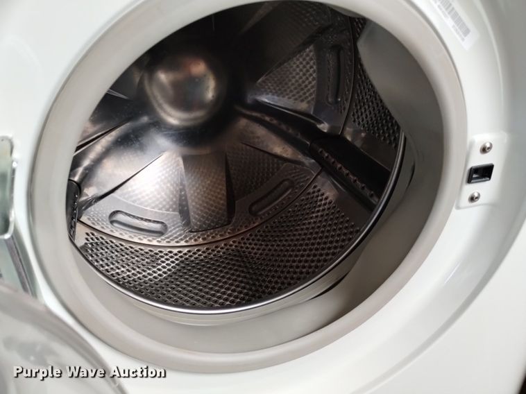 image for item DP3390 2003 Fleetwood Bounder  RV