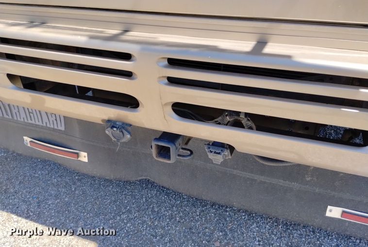 image for item DP3390 2003 Fleetwood Bounder  RV