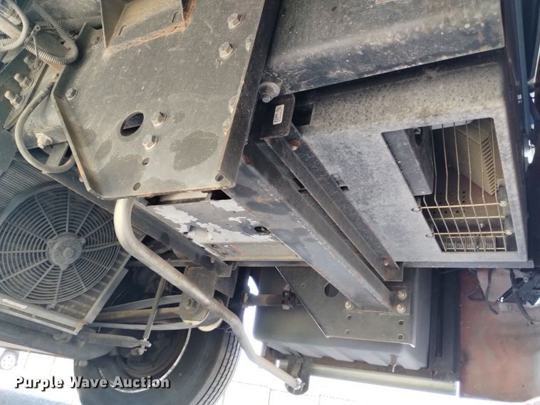 image for item DP3390 2003 Fleetwood Bounder  RV