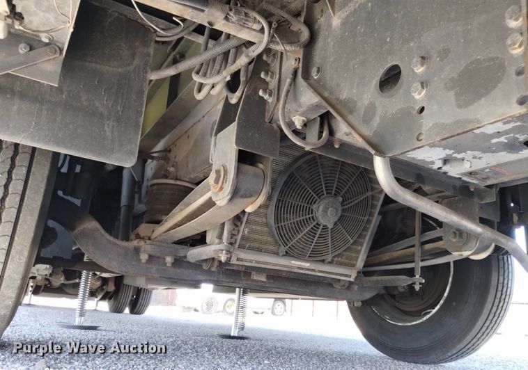 image for item DP3390 2003 Fleetwood Bounder  RV