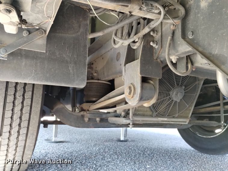 image for item DP3390 2003 Fleetwood Bounder  RV