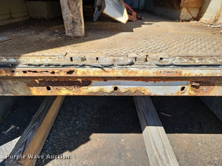 image for item DQ0156 Knapheide 7131D5470RHC  service truck bed