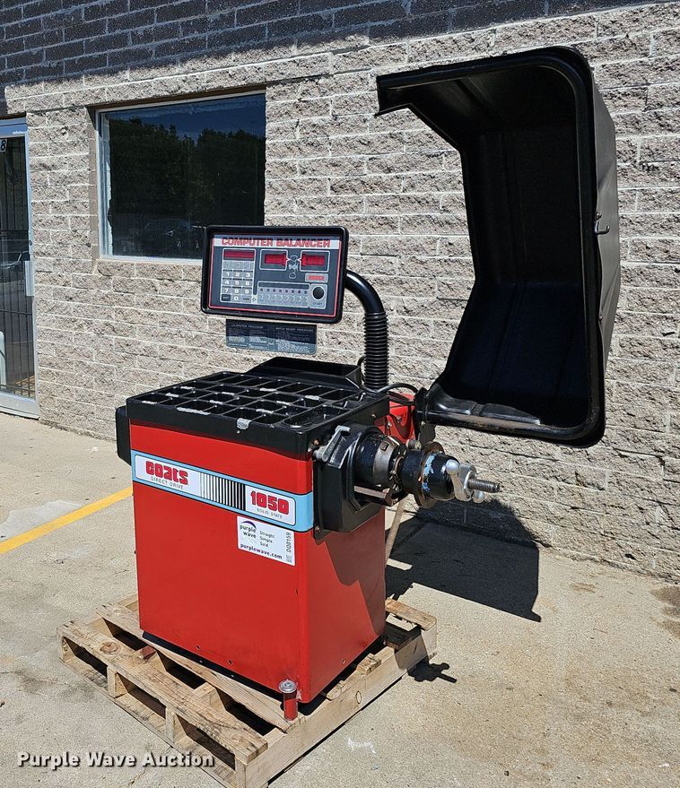 image for item DQ0159 Coats Direct Drive 1050  wheel balancer