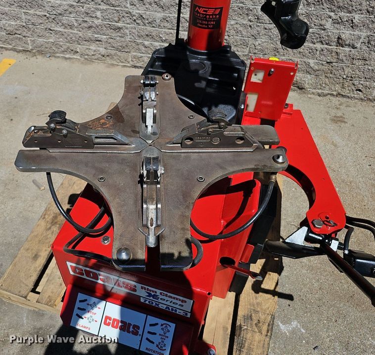 image for item DQ0161 Coats 70XAH3  rim clamp tire machine