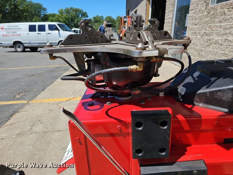 image for item DQ0161 Coats 70XAH3  rim clamp tire machine