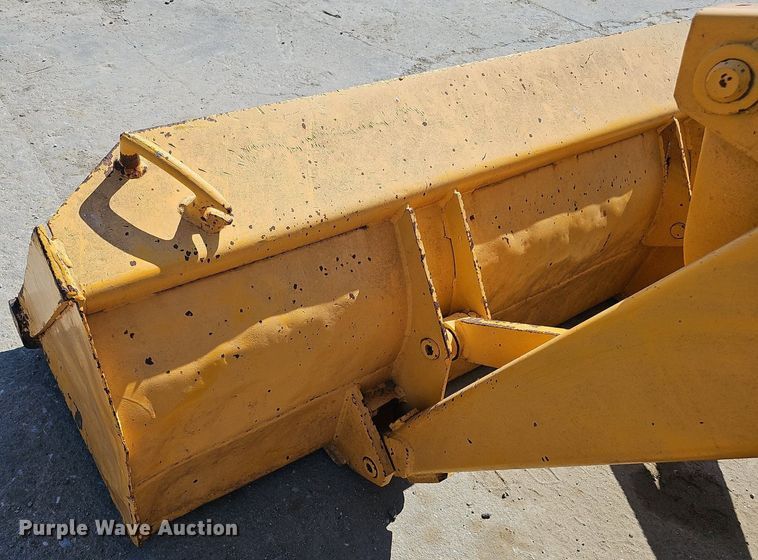 image for item DQ0164 John Deere 401J  tractor