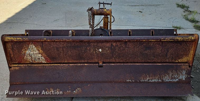 image for item DQ0164 John Deere 401J  tractor