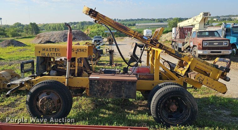 image for item DQ0171 Shop built drop hammer