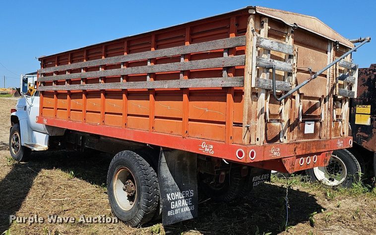 image for item DQ0176 1974 Chevrolet C65  grain truck