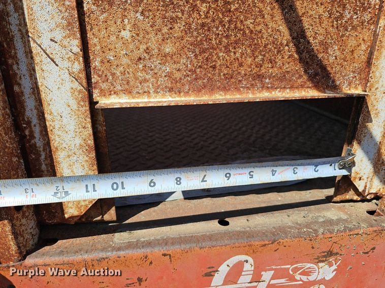 image for item DQ0176 1974 Chevrolet C65  grain truck