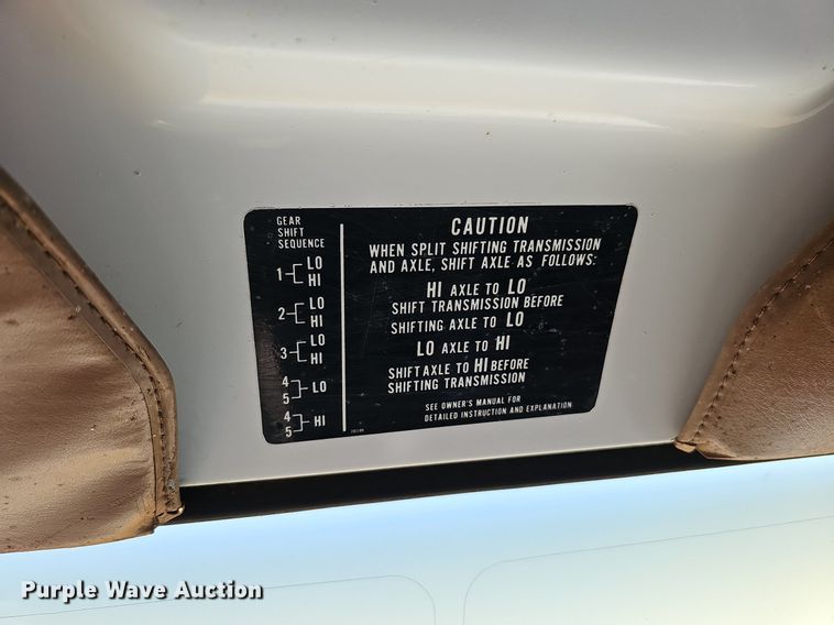 image for item DQ0176 1974 Chevrolet C65  grain truck