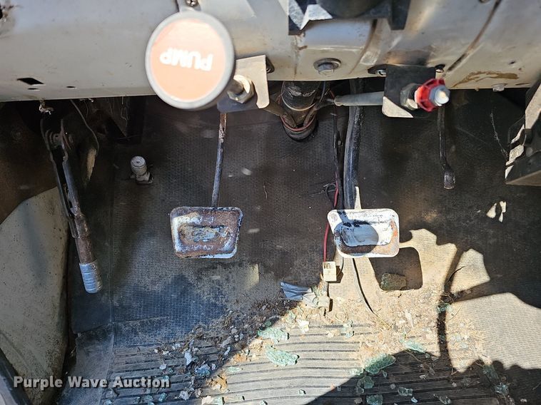 image for item DQ0176 1974 Chevrolet C65  grain truck