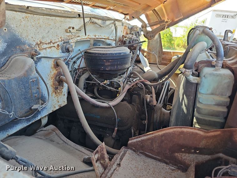 image for item DQ0176 1974 Chevrolet C65  grain truck