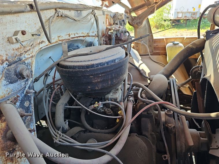 image for item DQ0176 1974 Chevrolet C65  grain truck