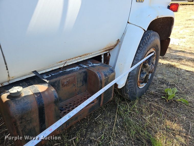 image for item DQ0176 1974 Chevrolet C65  grain truck