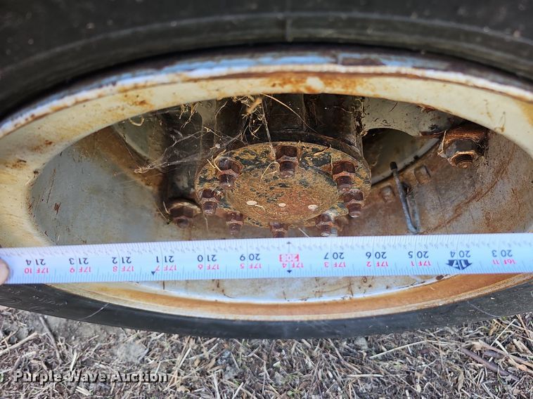 image for item DQ0176 1974 Chevrolet C65  grain truck