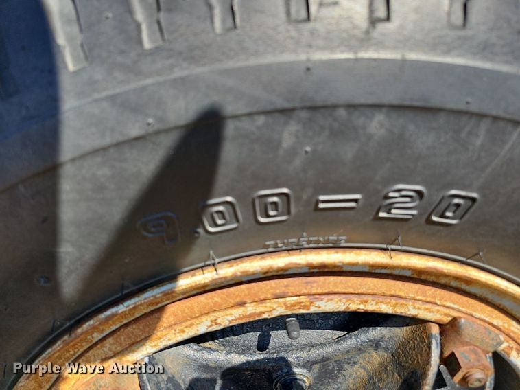 image for item DQ0176 1974 Chevrolet C65  grain truck