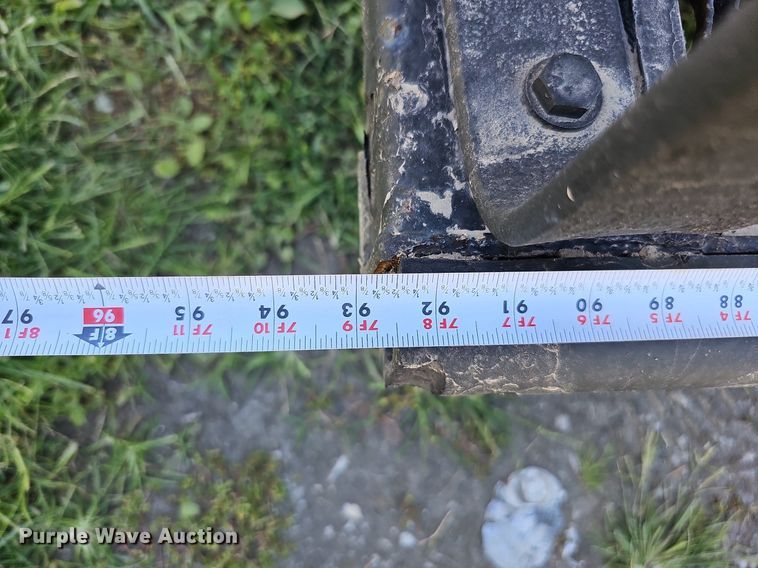 image for item DQ0186 2003 International 1652-SC  delivery truck