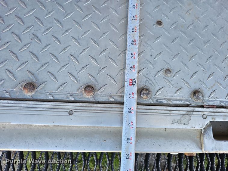 image for item DQ0186 2003 International 1652-SC  delivery truck