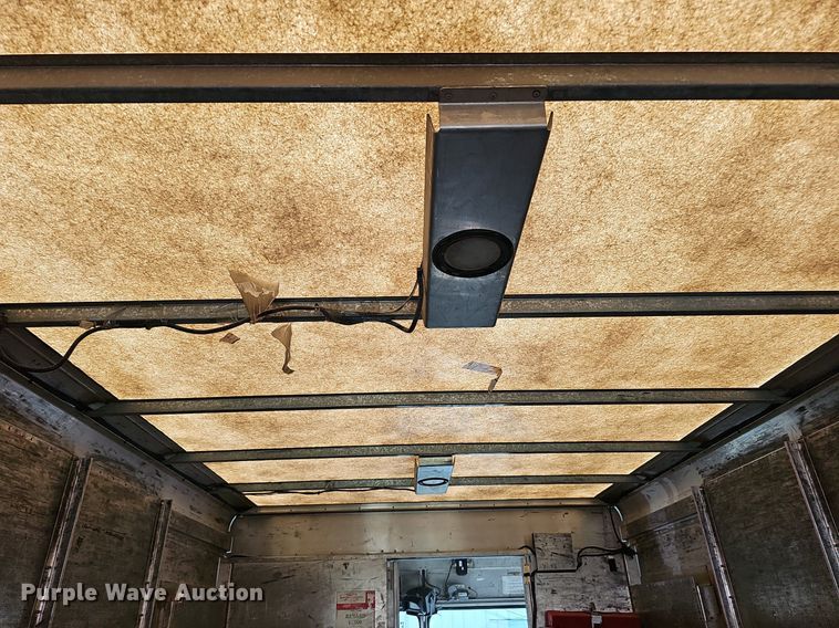 image for item DQ0186 2003 International 1652-SC  delivery truck