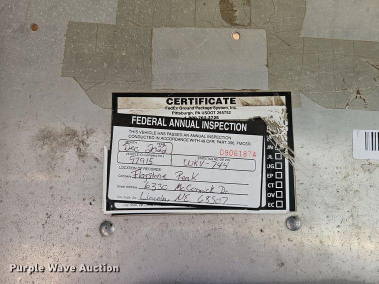 image for item DQ0186 2003 International 1652-SC  delivery truck