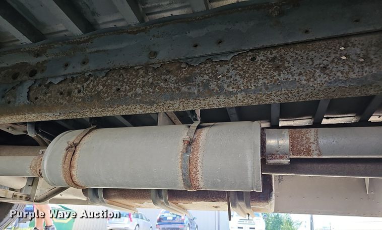 image for item DQ0186 2003 International 1652-SC  delivery truck