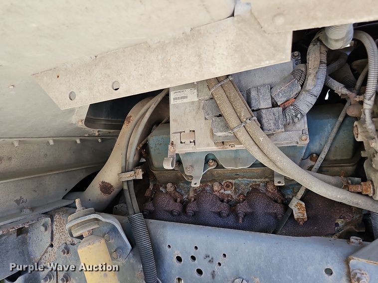 image for item DQ0186 2003 International 1652-SC  delivery truck