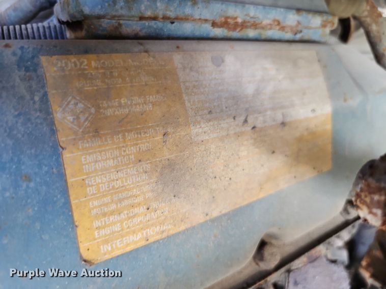 image for item DQ0186 2003 International 1652-SC  delivery truck