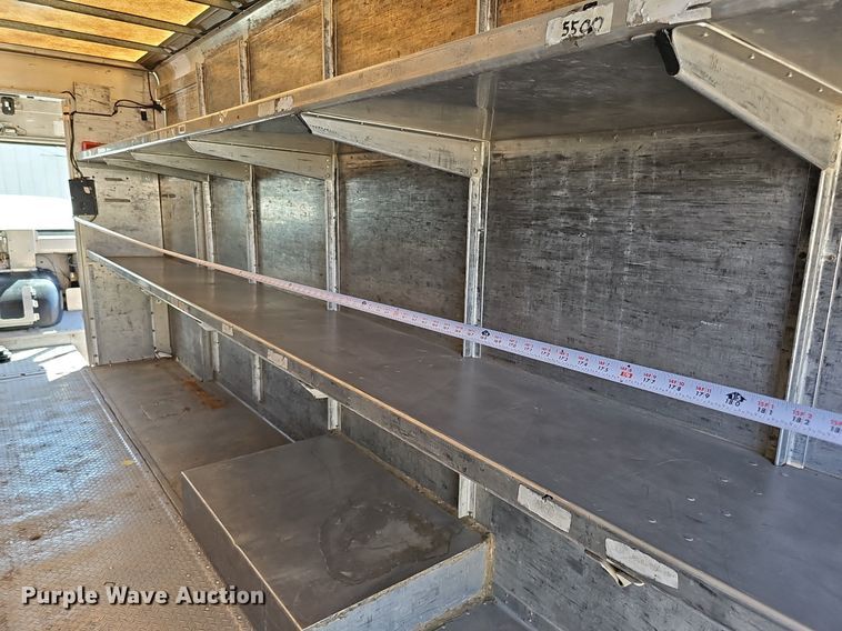 image for item DQ0186 2003 International 1652-SC  delivery truck