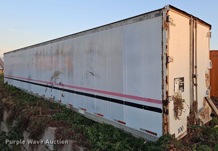 image for item DQ0189 Dry van trailer body