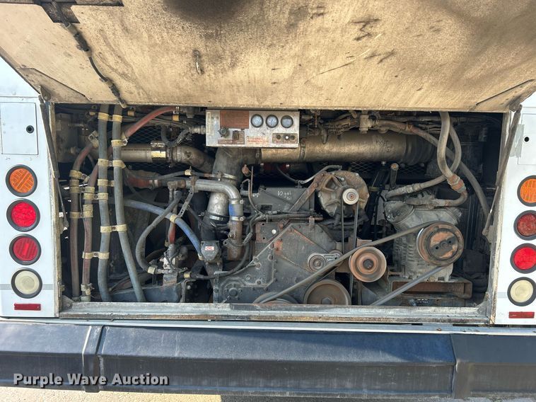 image for item DQ0878 1999 Gillig C12D102N4  bus