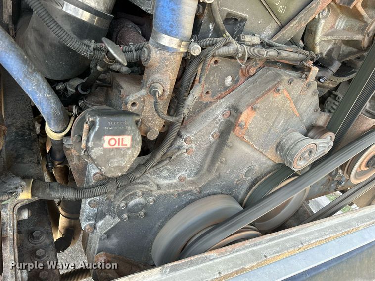 image for item DQ0878 1999 Gillig C12D102N4  bus