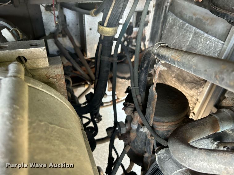 image for item DQ0878 1999 Gillig C12D102N4  bus