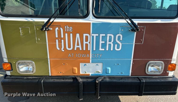 image for item DQ0878 1999 Gillig C12D102N4  bus