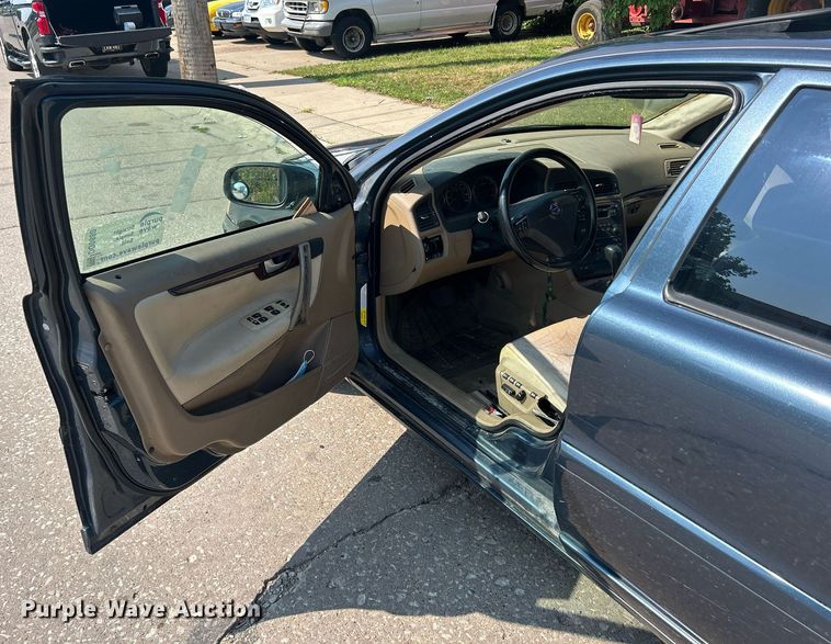 image for item DQ0880 2007 Volvo S60