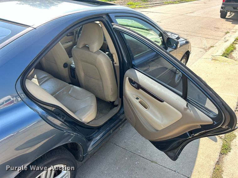 image for item DQ0880 2007 Volvo S60