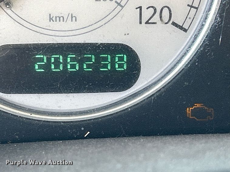 image for item DQ0882 2007 Chrysler Town and County  van