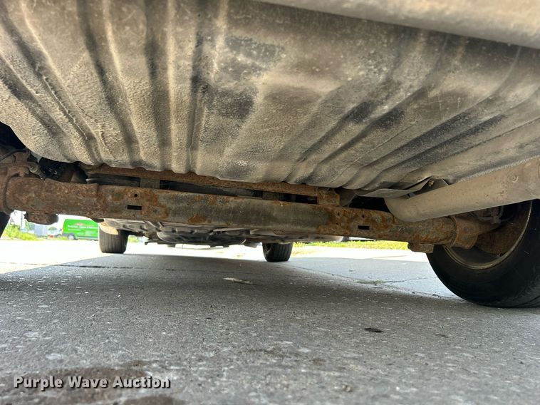 image for item DQ0882 2007 Chrysler Town and County  van