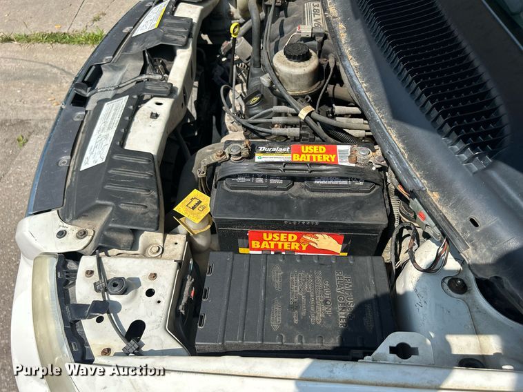 image for item DQ0882 2007 Chrysler Town and County  van