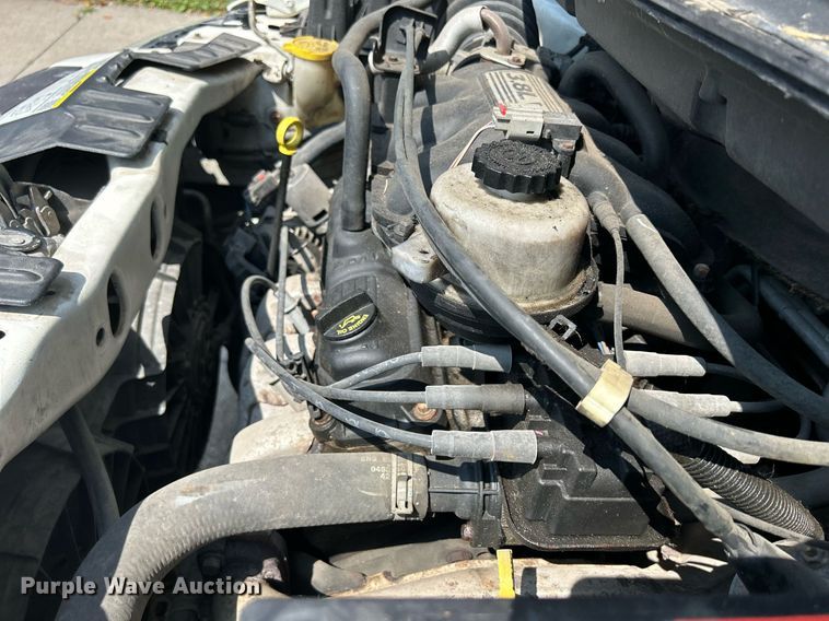 image for item DQ0882 2007 Chrysler Town and County  van