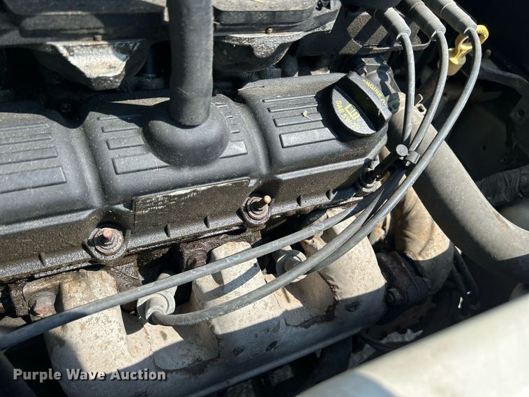 image for item DQ0882 2007 Chrysler Town and County  van