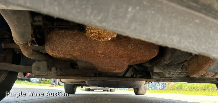 image for item DQ0882 2007 Chrysler Town and County  van