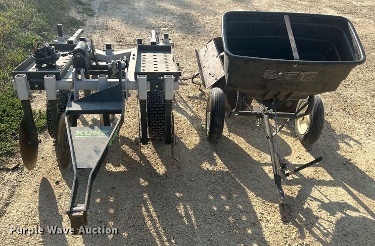 image for item DQ0906 (4) pieces of ag equipment